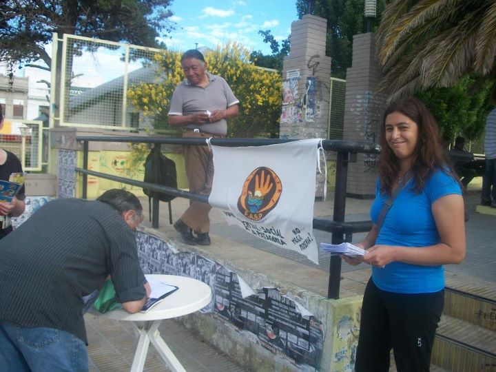 Ch_CR_04-12-11_2_firmando