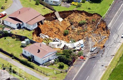 NZ_Waihi_martha-mine_casa_dest_2.gif