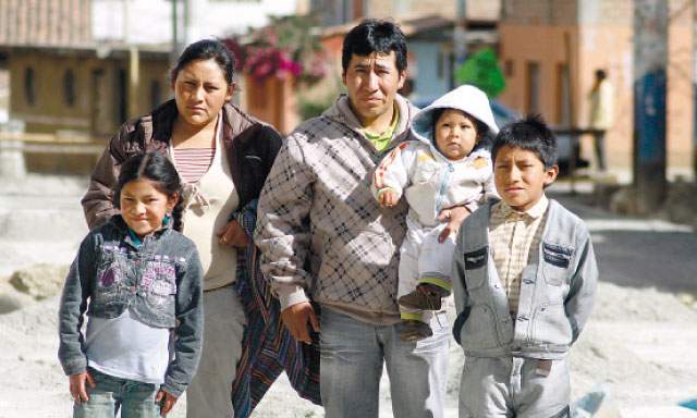 Peru Antamina derrame jul12 flia afectada