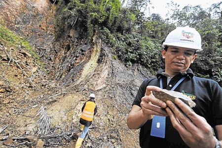 25-3-12-economia-mineros ba031a3fcaa4ac8257cf22c40bf104da