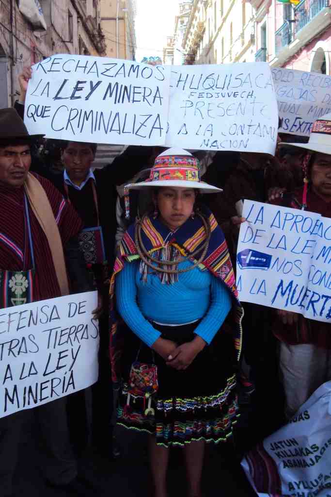 No a la ley minera bolivia