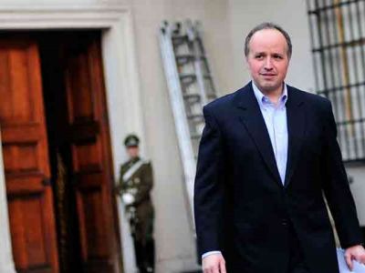 ministro chile renuncia