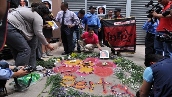 DEfensores ambientales honduras Berta